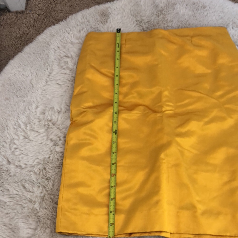 Max Mara skirt and jacket sets - Picture 16 of 16